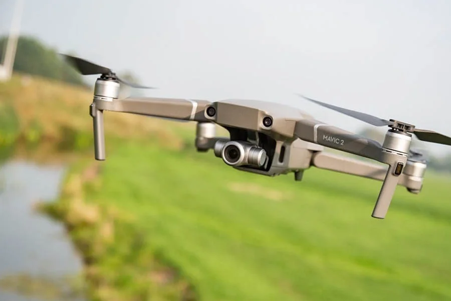 drones that follow you with camera